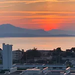 Superbe 2 Pieces Antibes Vue Mer, Piscine, Parking