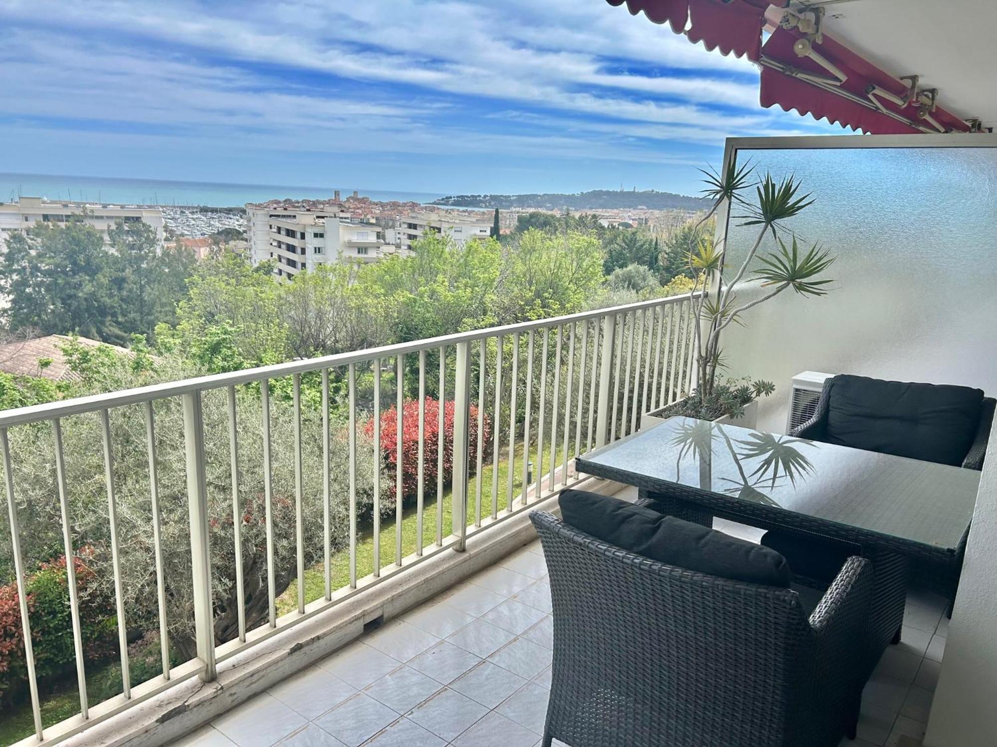 Leilighet Superbe 2 Pieces Vue Mer, Piscine, Parking Antibes